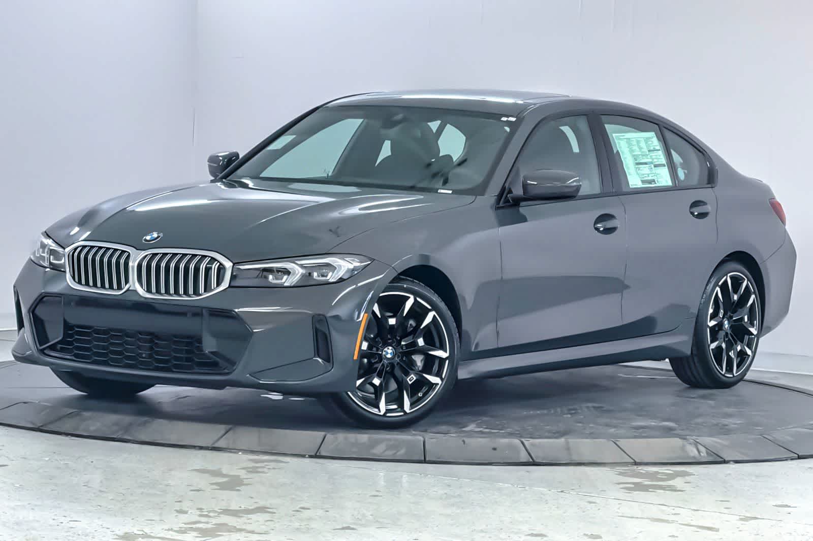 Thumbnail: 2026 BMW 3 Series - 1