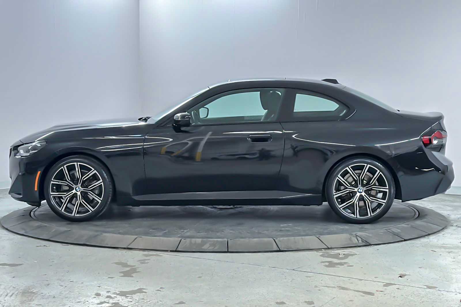 Thumbnail: 2023 BMW 2 Series - 5