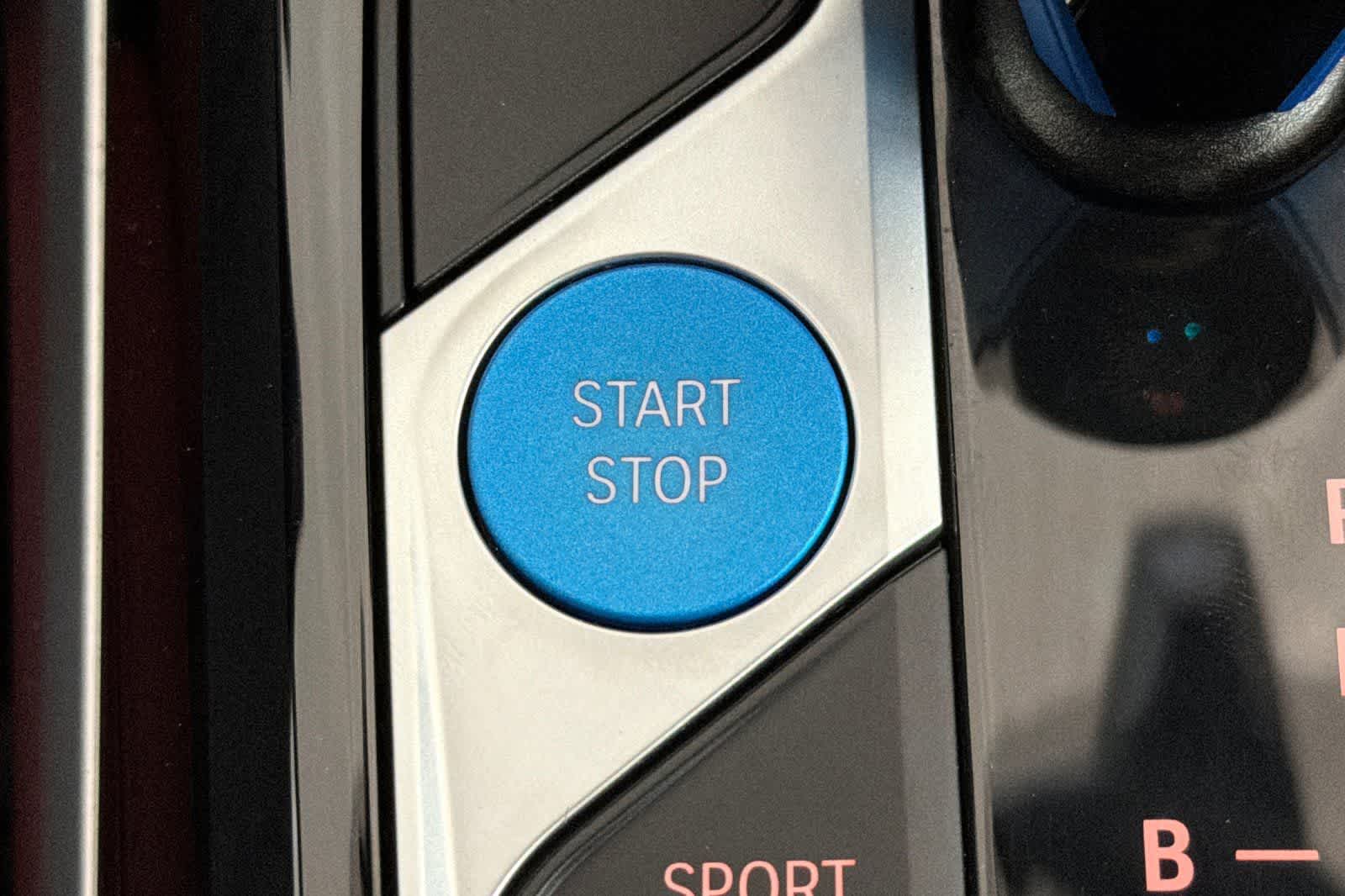 Thumbnail: 2023 BMW i4 - 22