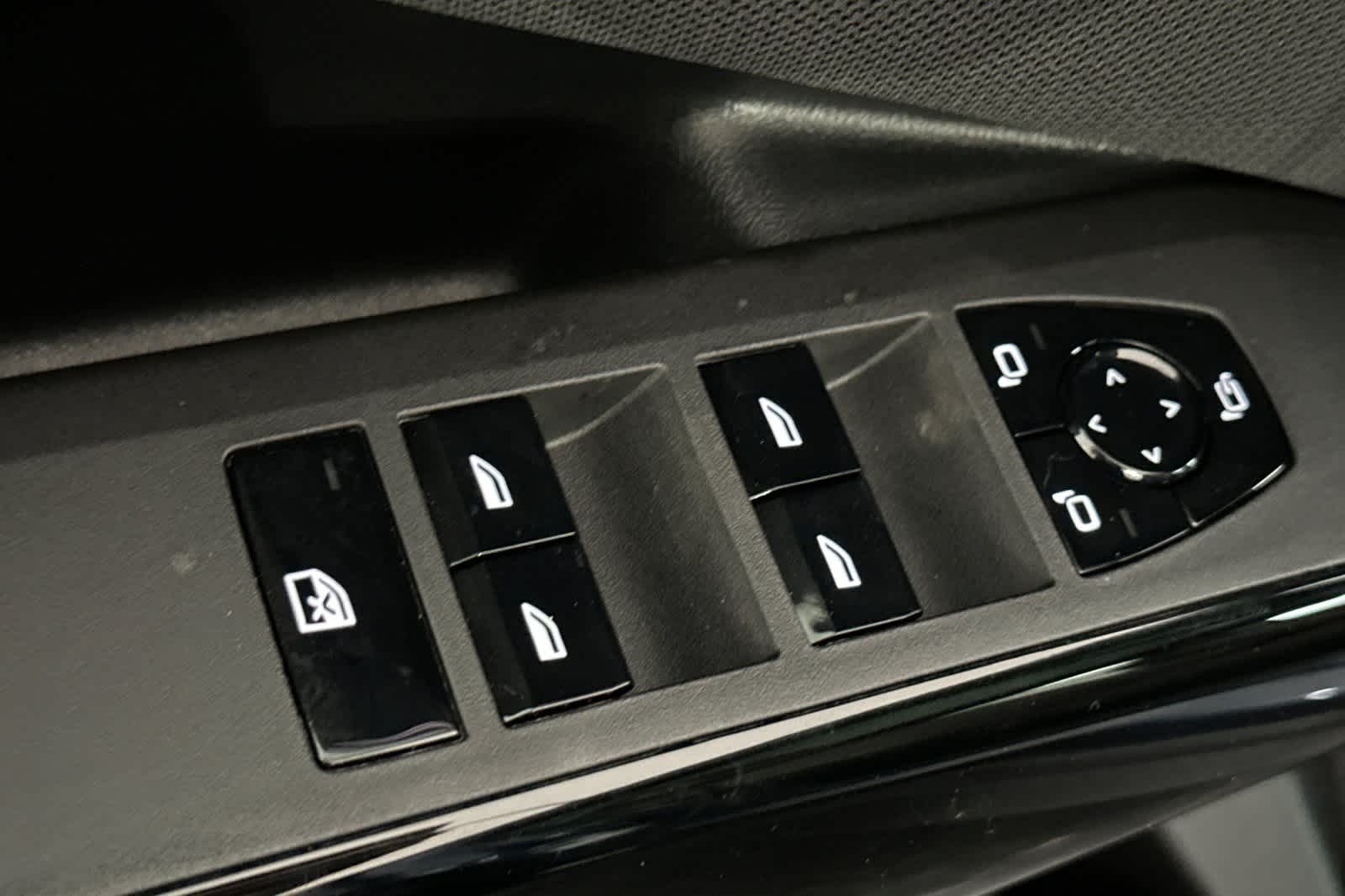 Thumbnail: 2026 BMW X3 - 13