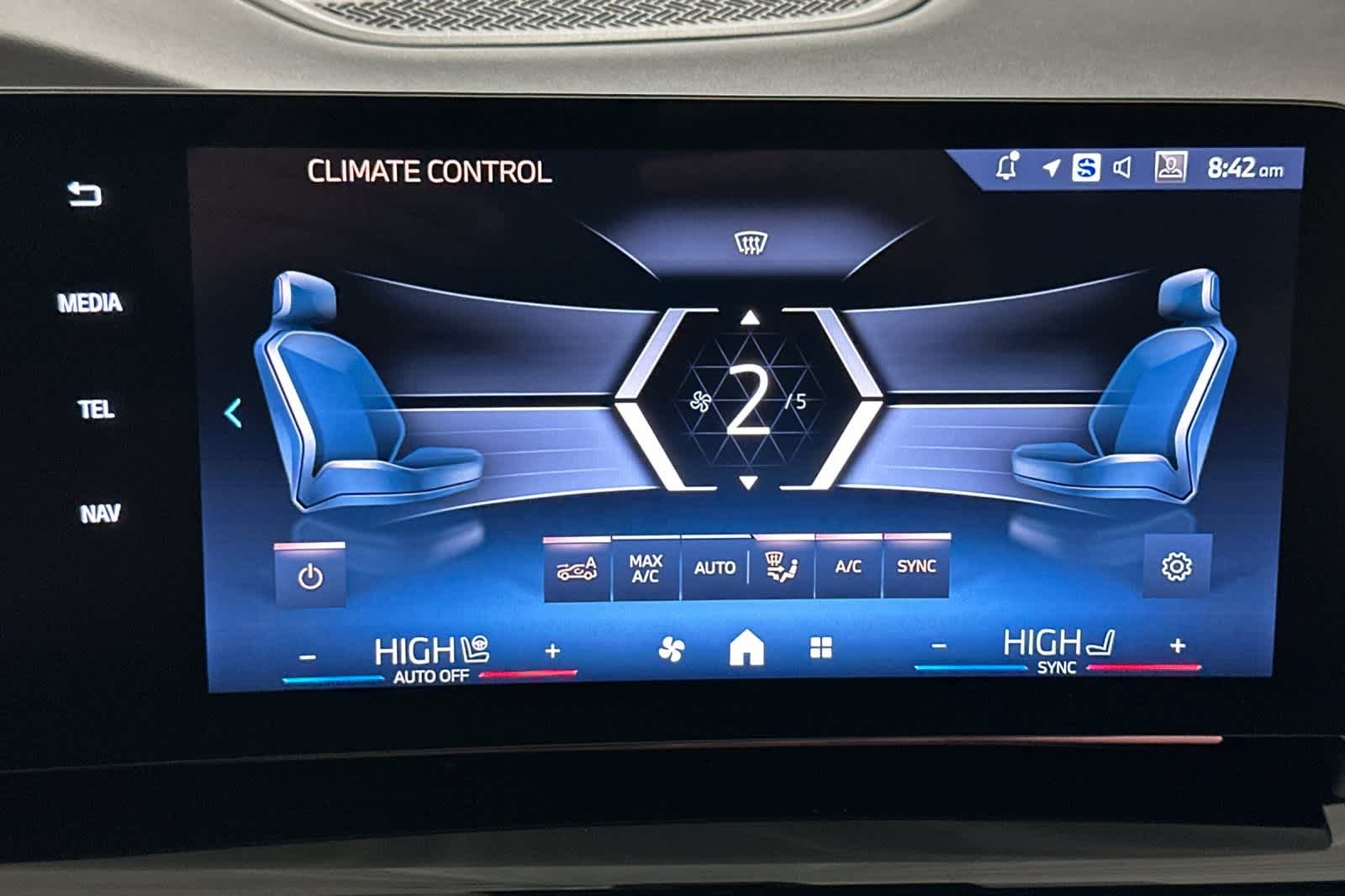 Thumbnail: 2025 BMW X1 - 20