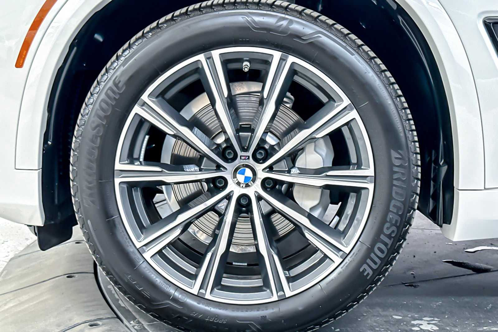 Thumbnail: 2023 BMW X5 - 27