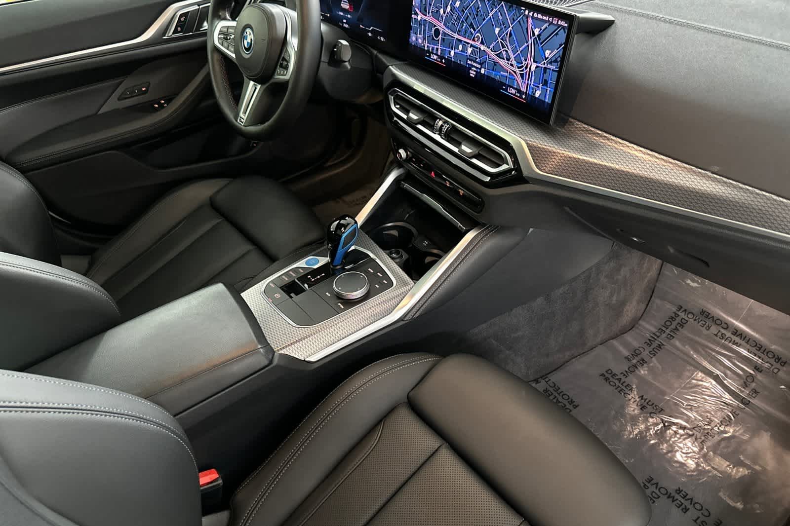 Thumbnail: 2022 BMW i4 - 15