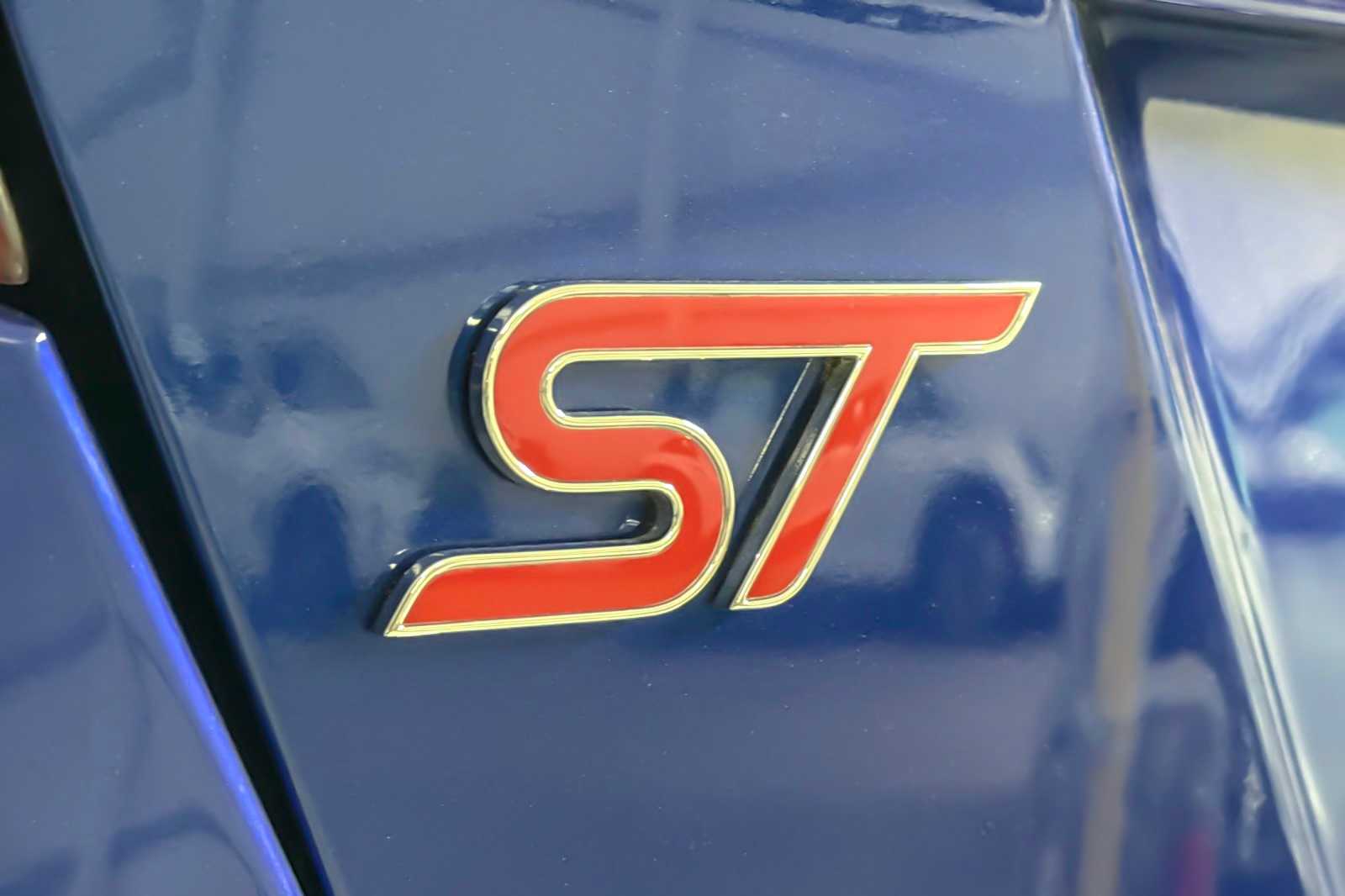 Thumbnail: 2014 Ford Fiesta - 26