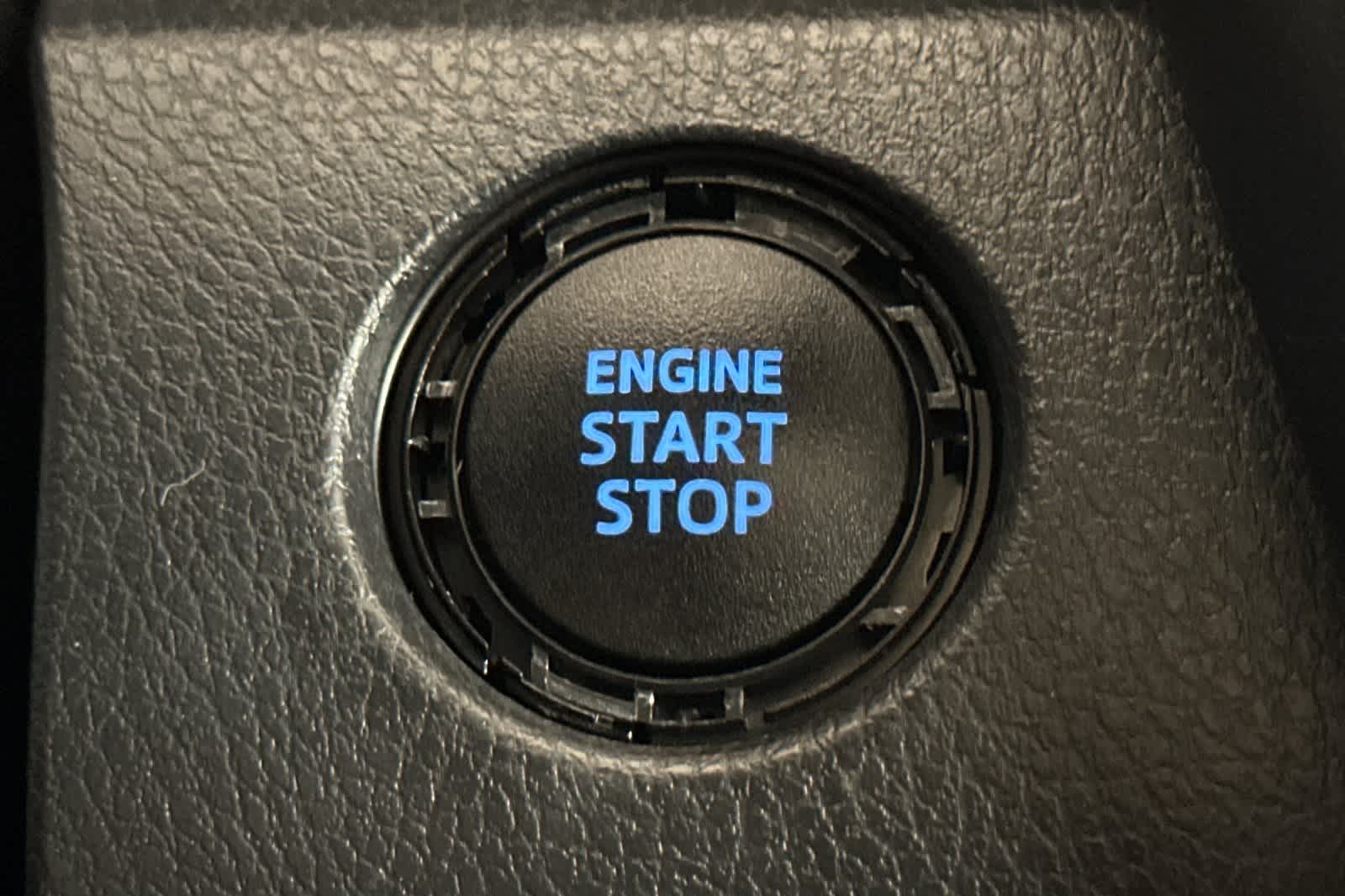 Thumbnail: 2022 Toyota Camry - 21