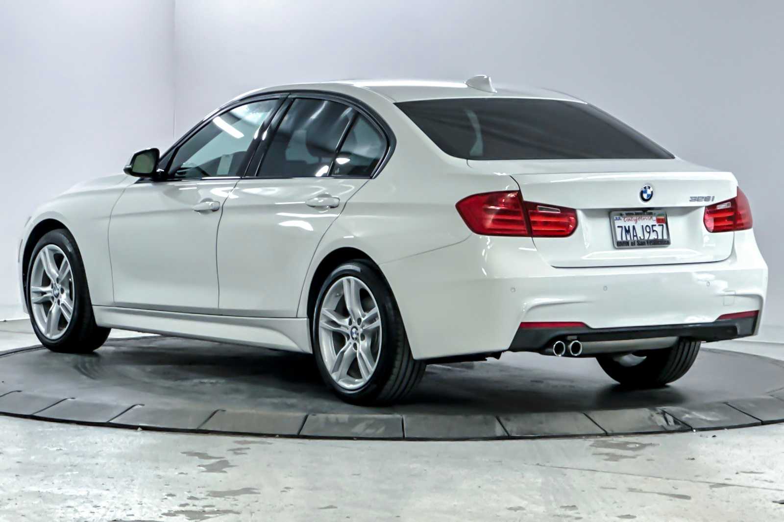 Thumbnail: 2015 BMW 3 Series - 6