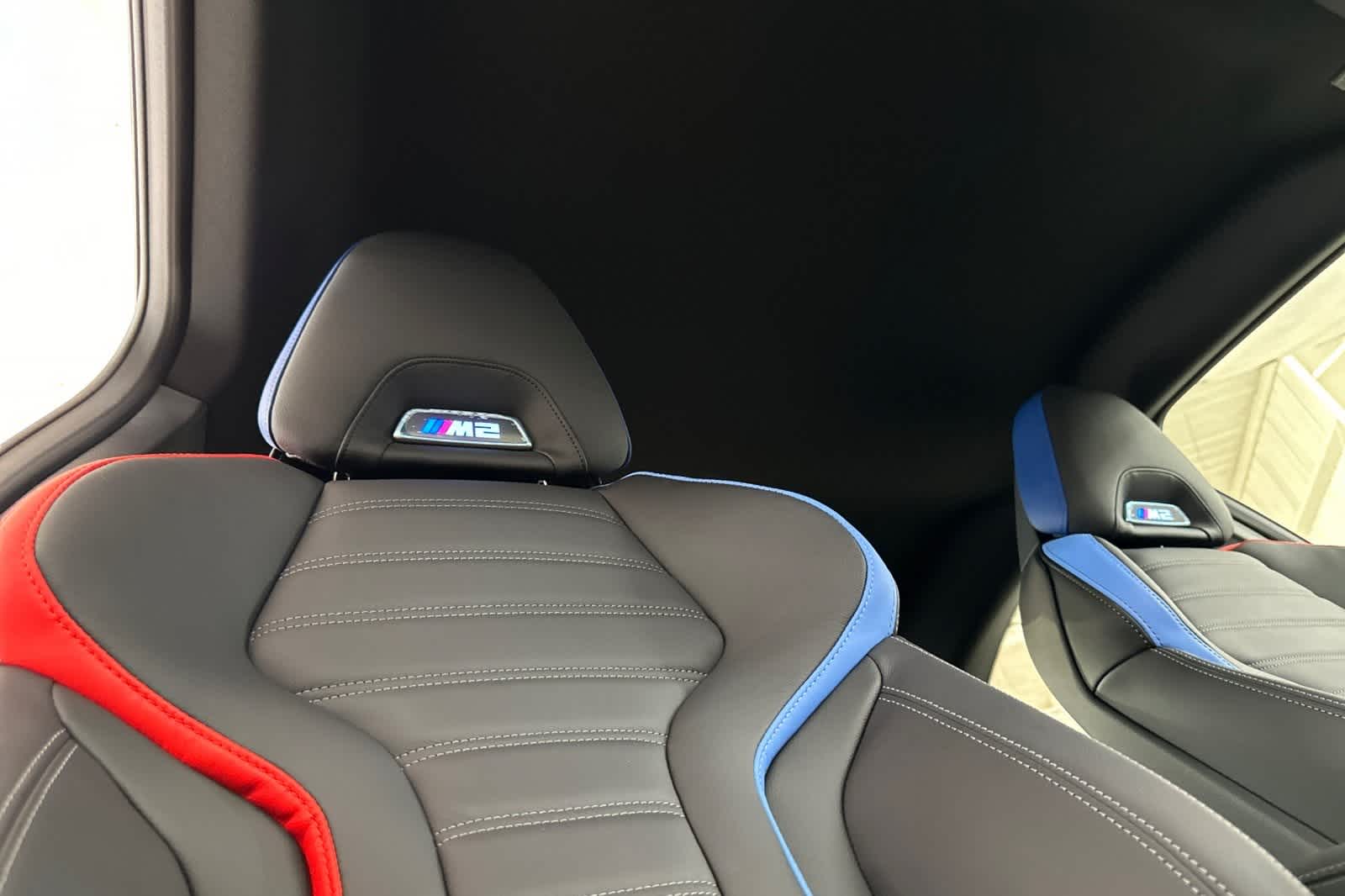 Thumbnail: 2025 BMW M2 - 16