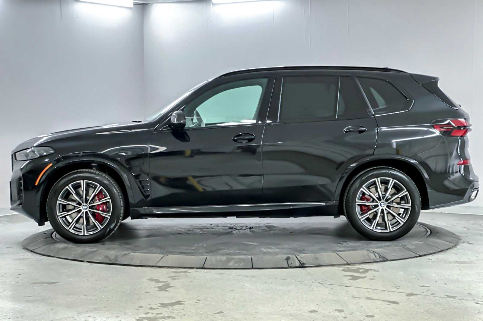 Thumbnail: 2026 BMW X5 - 5