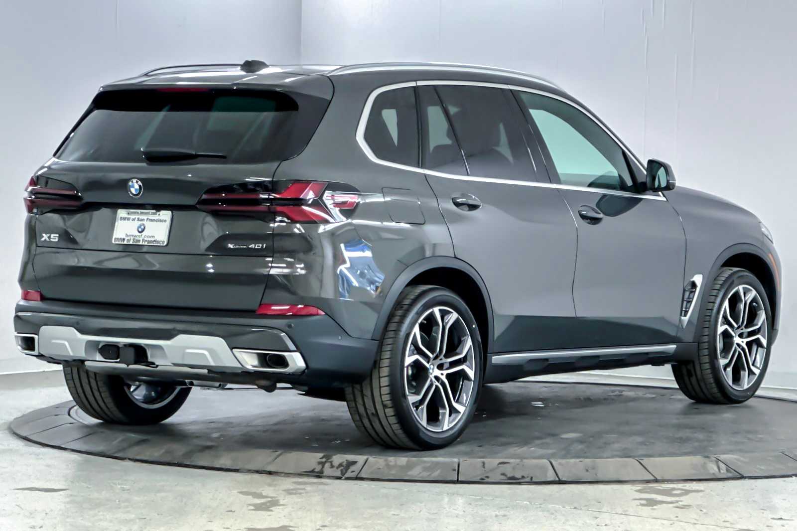 Thumbnail: 2026 BMW X5 - 2