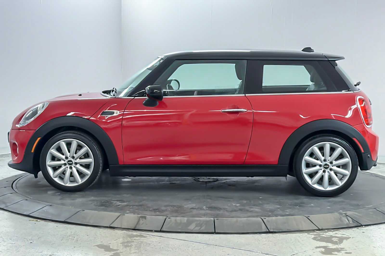 Thumbnail: 2020 MINI Cooper Hardtop - 5