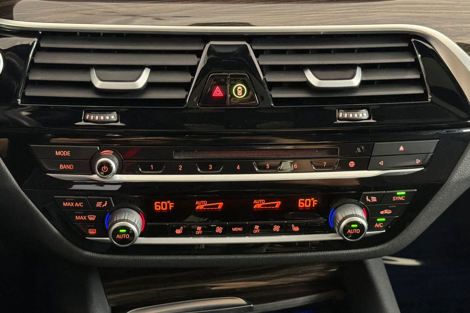 Thumbnail: 2019 BMW 5 Series - 20