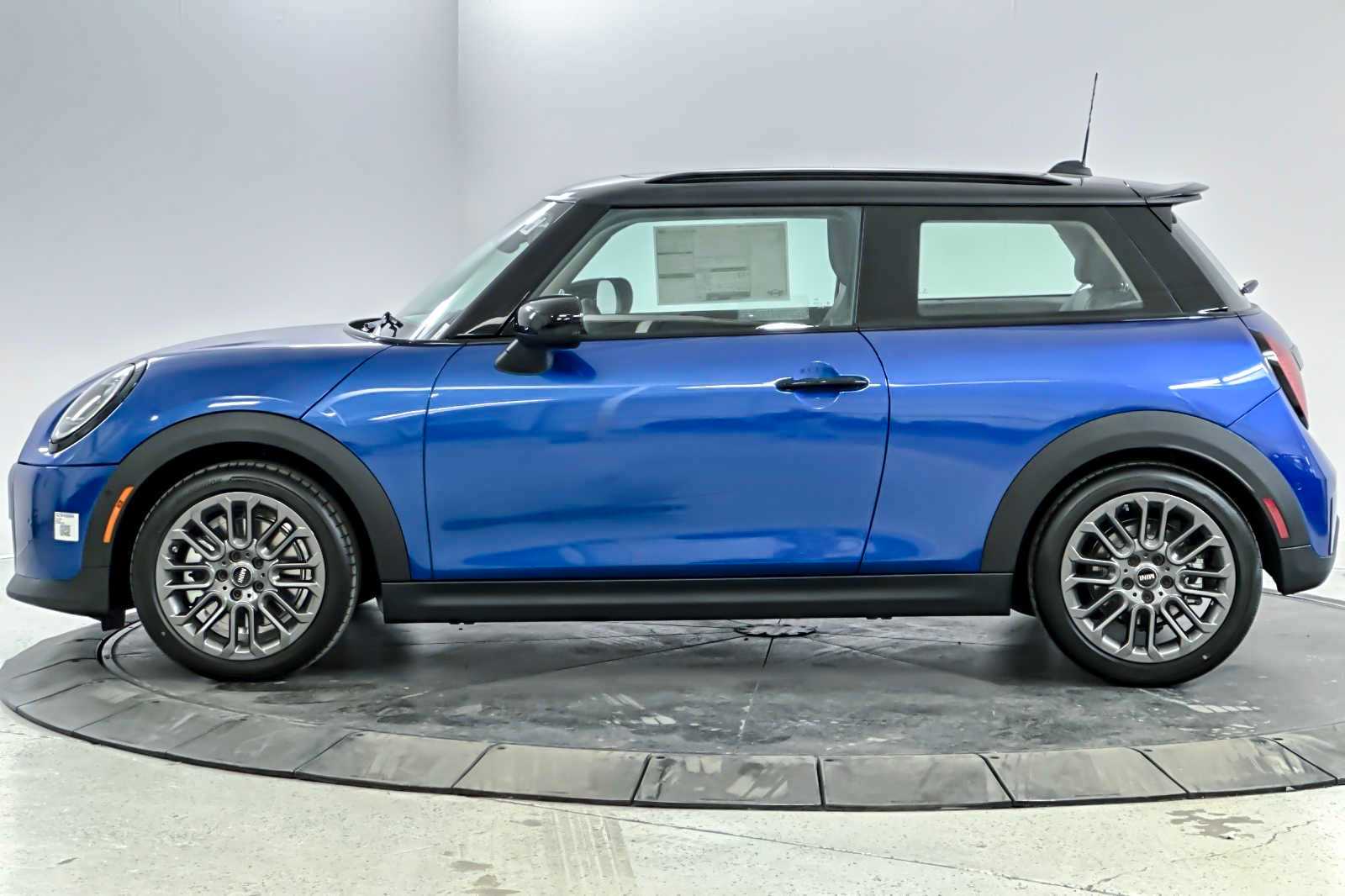 2025 MINI Cooper Hardtop S 5