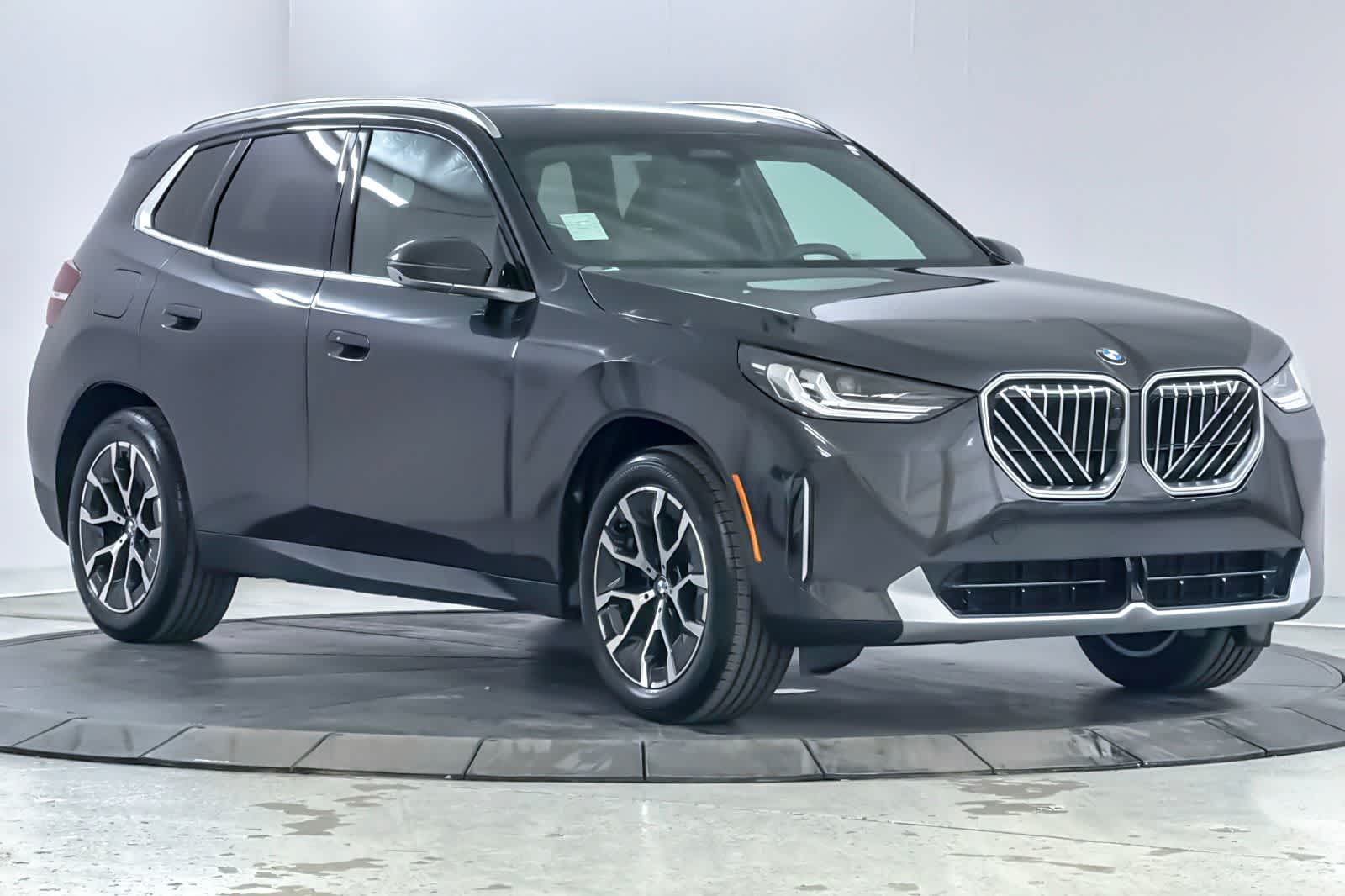 Thumbnail: 2026 BMW X3 - 9