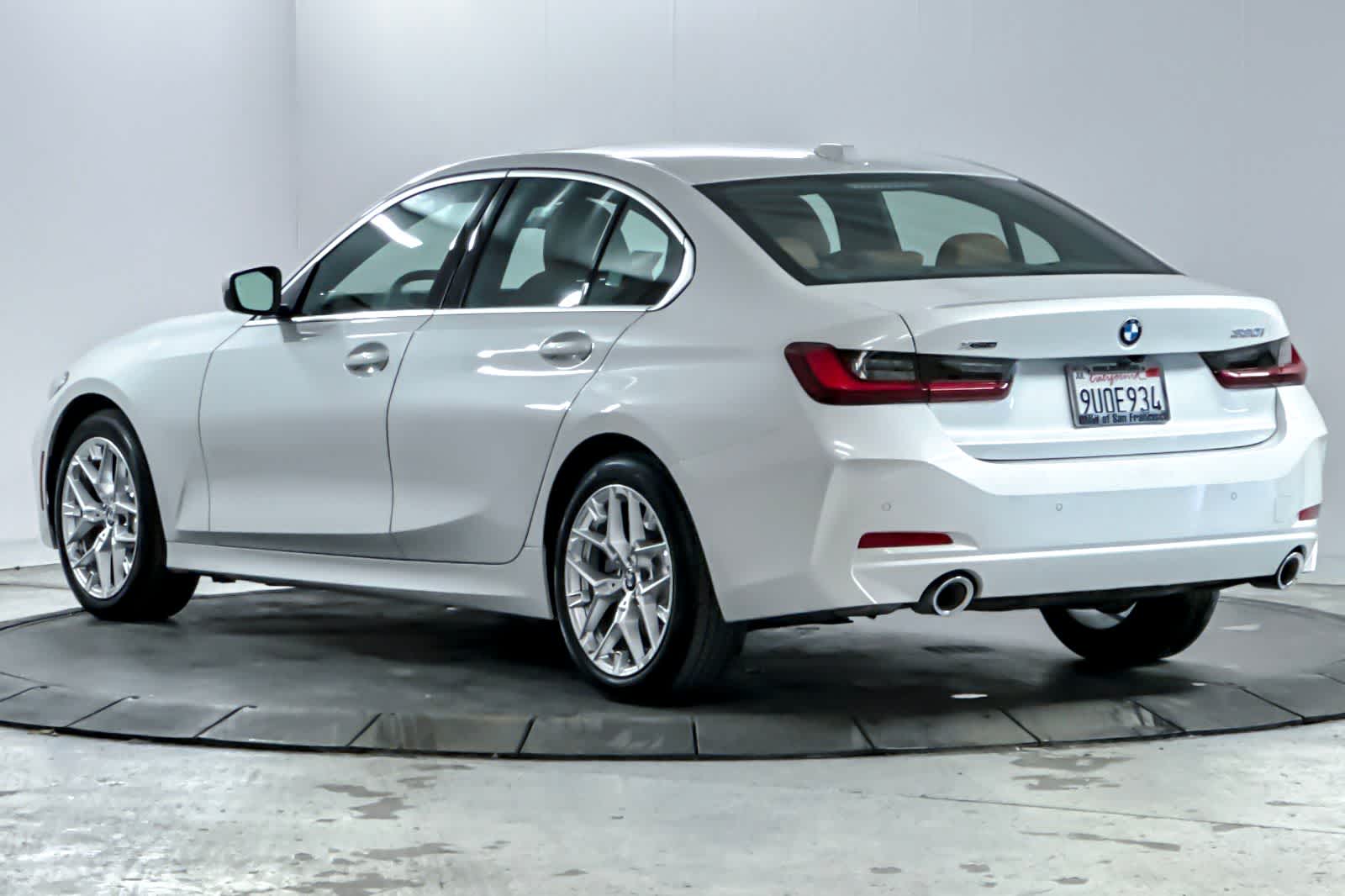 Thumbnail: 2025 BMW 3 Series - 6