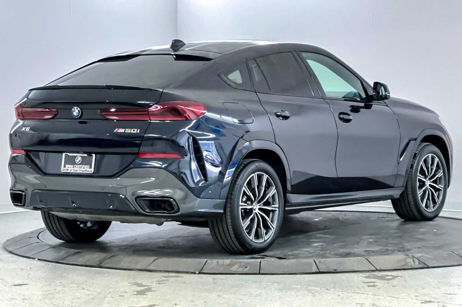 Thumbnail: 2022 BMW X6 - 2