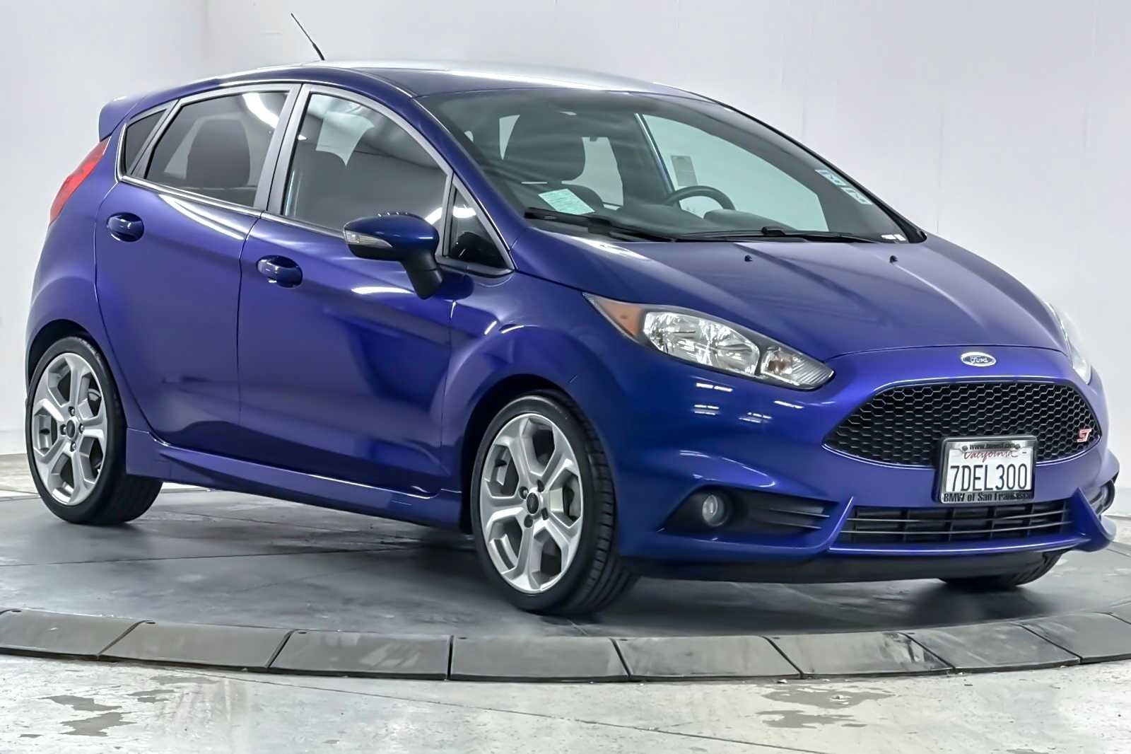 Thumbnail: 2014 Ford Fiesta - 9
