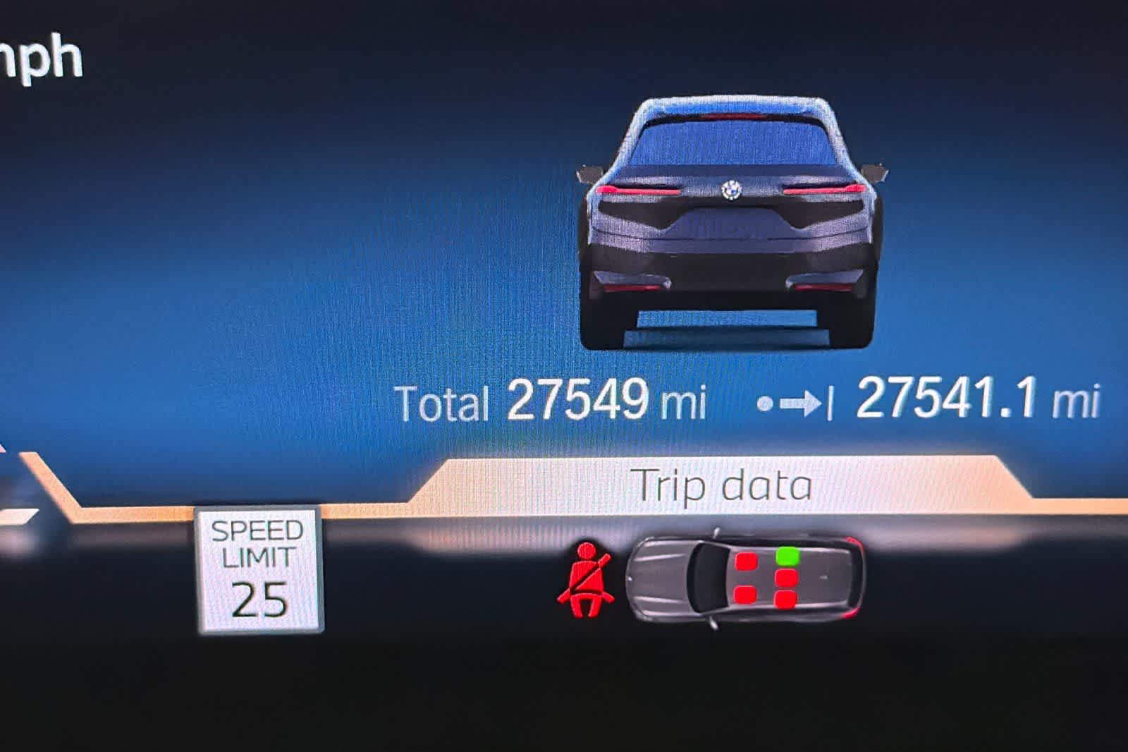 Thumbnail: 2023 BMW iX - 26