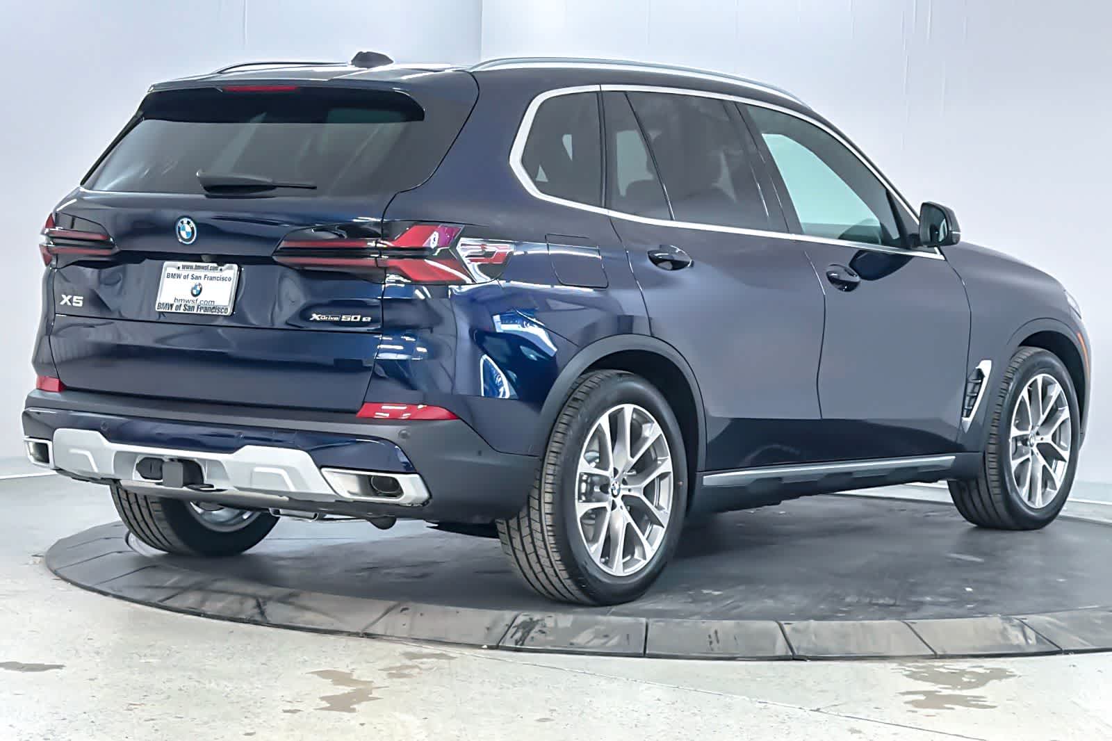 Thumbnail: 2026 BMW X5 - 2