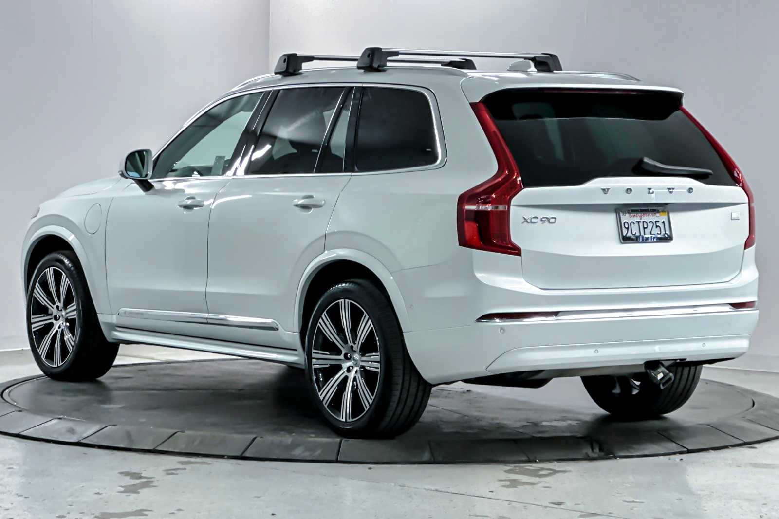 Thumbnail: 2023 Volvo XC90 - 6