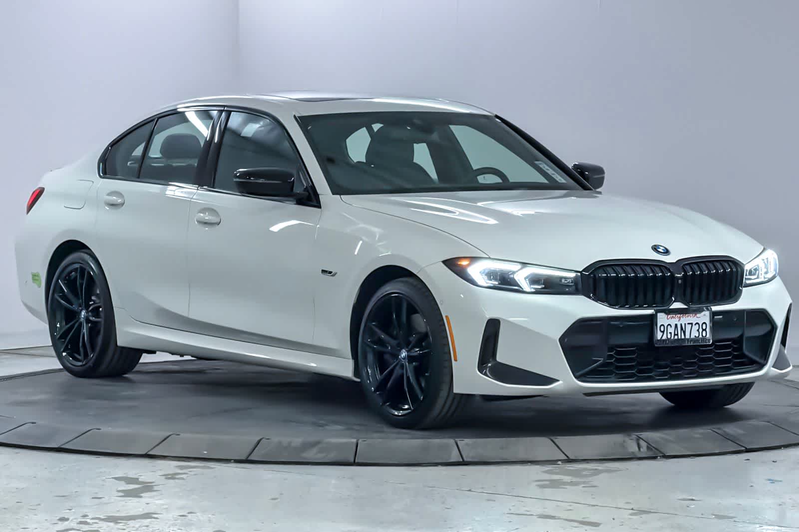 Thumbnail: 2023 BMW 3 Series - 9