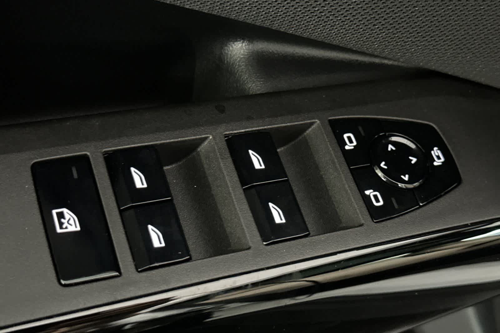 Thumbnail: 2026 BMW X3 - 13
