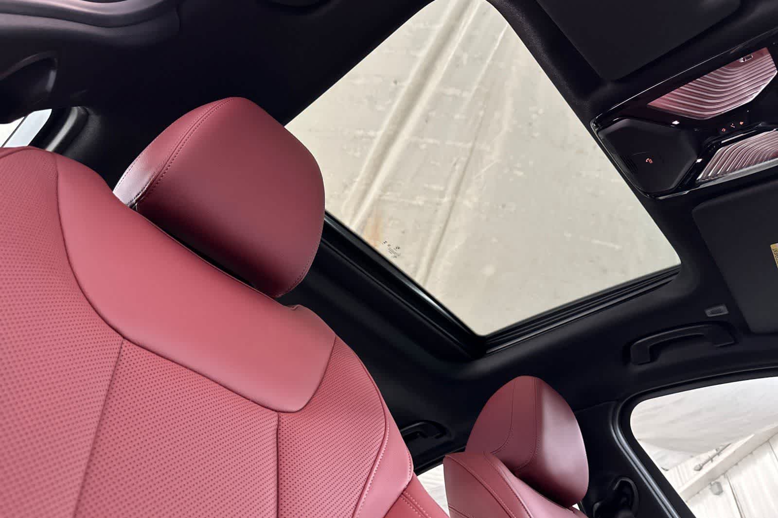 Thumbnail: 2026 BMW 3 Series - 16