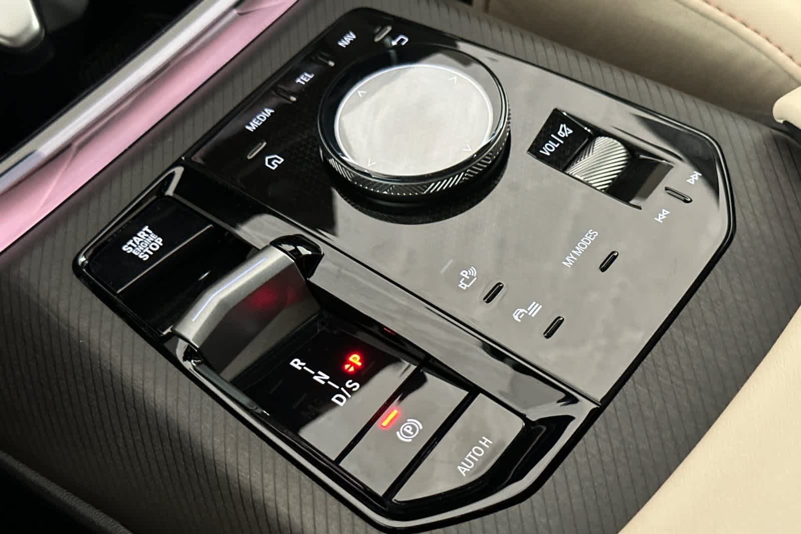 Thumbnail: 2026 BMW X3 - 22