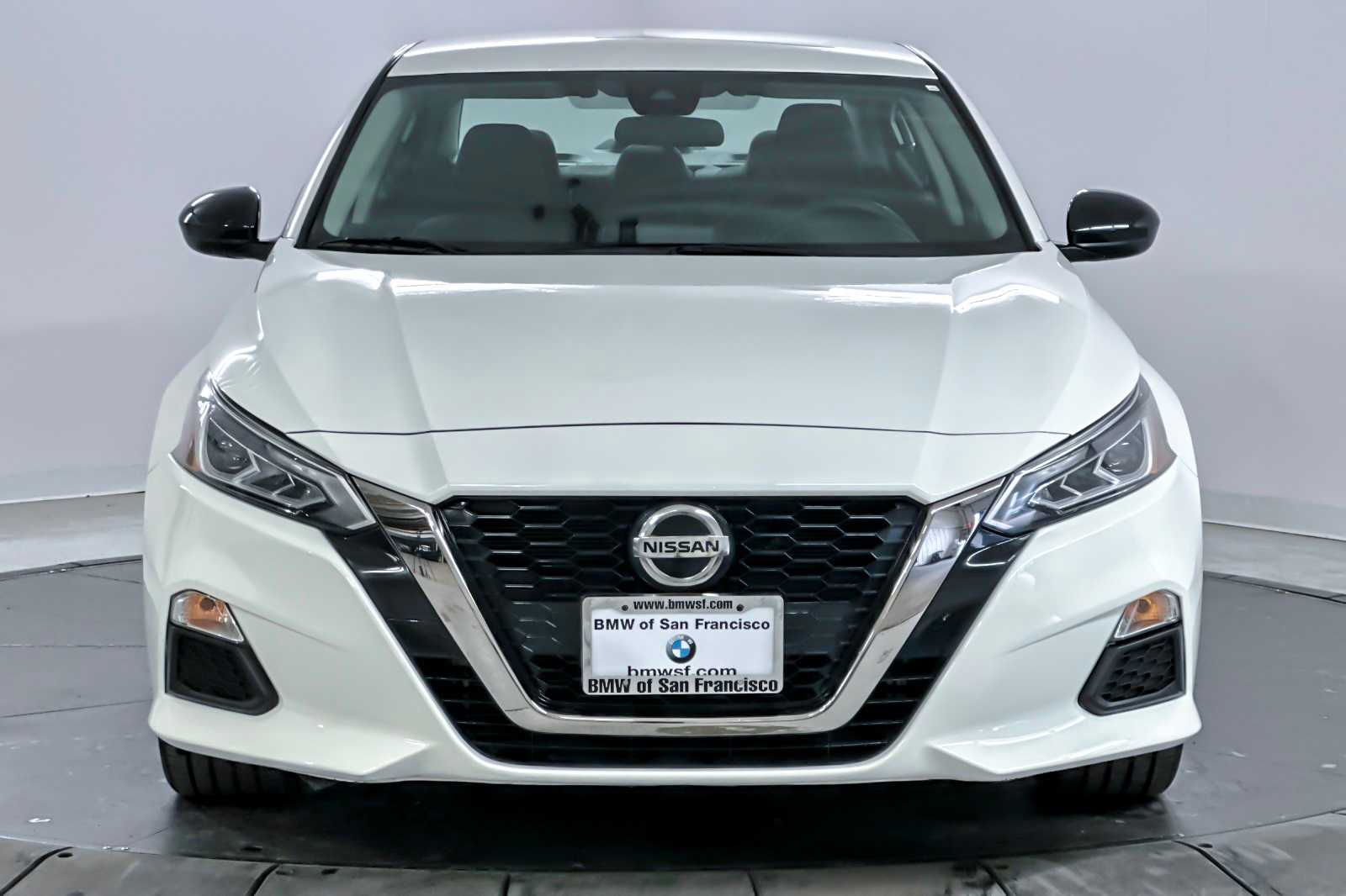 Thumbnail: 2022 Nissan Altima - 10