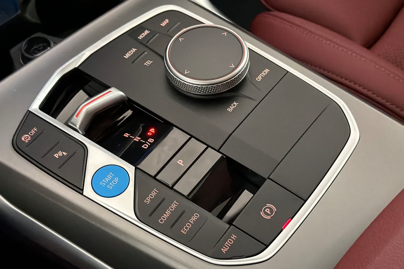 Thumbnail: 2026 BMW i4 - 21