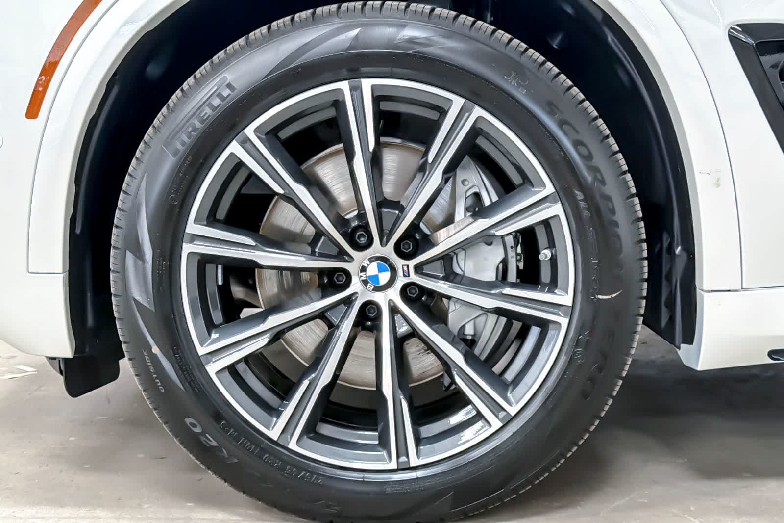 Thumbnail: 2026 BMW X5 - 25