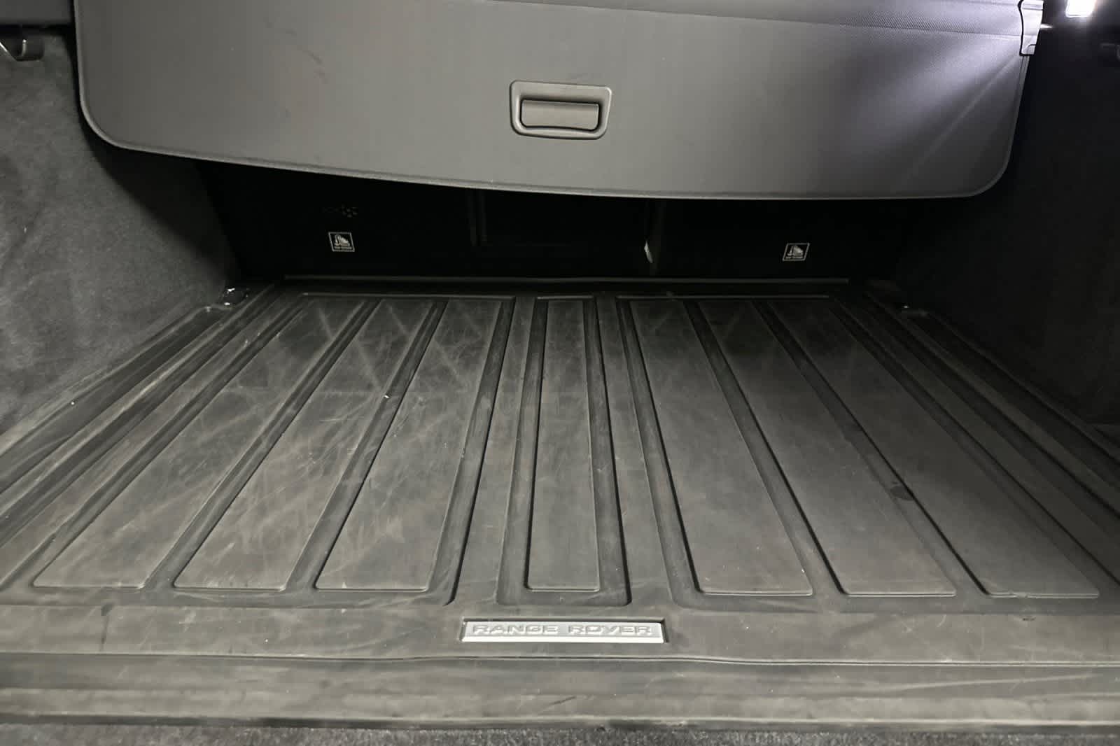 Thumbnail: 2019 Land Rover Range Rover Sport - 15