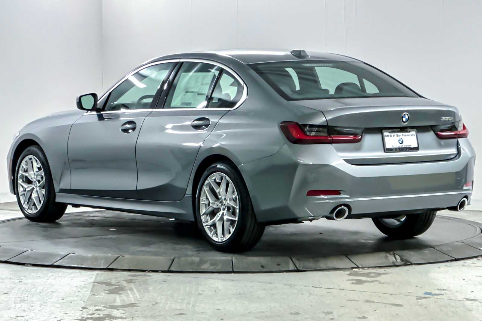 Thumbnail: 2026 BMW 3 Series - 6