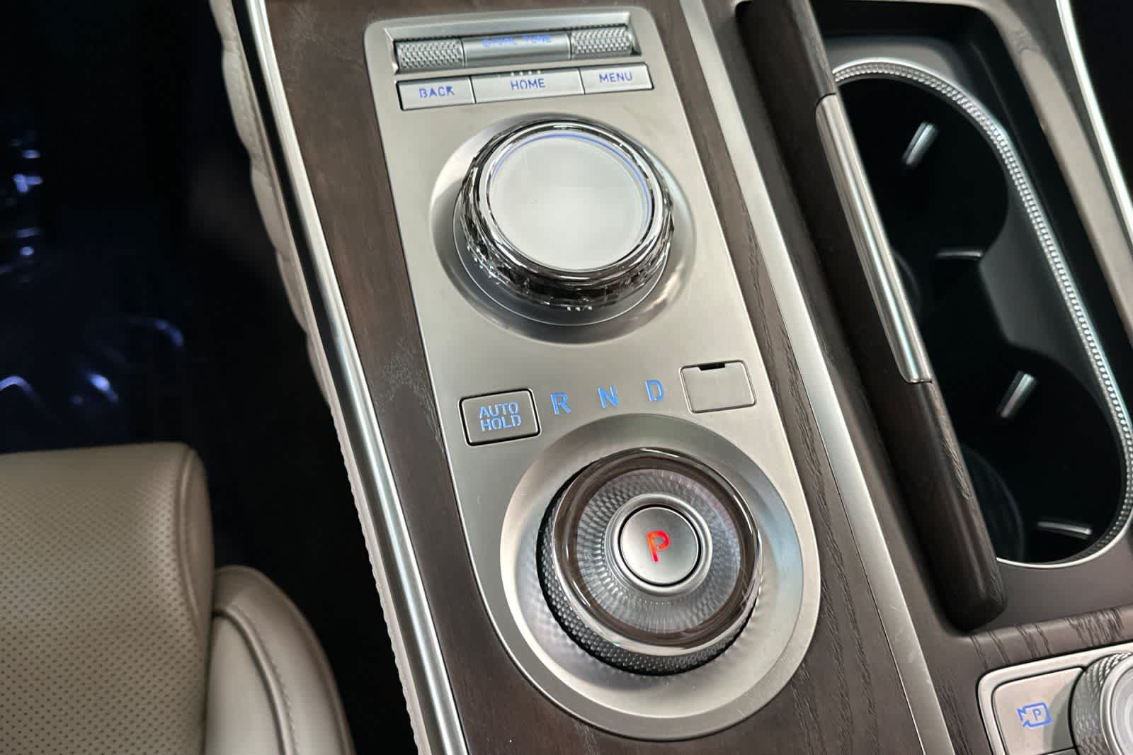 Thumbnail: 2023 Genesis GV80 - 21