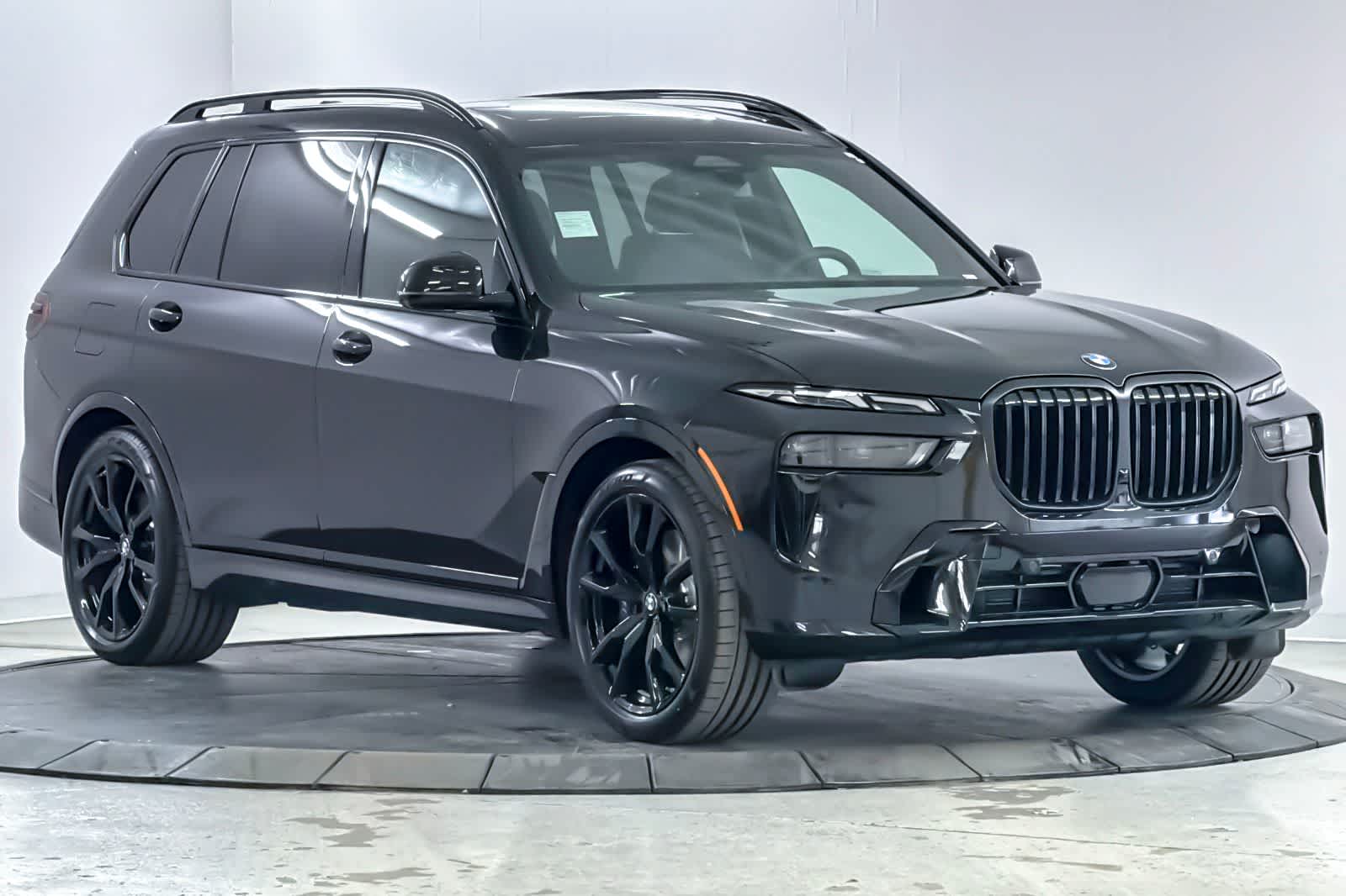 Thumbnail: 2027 BMW X7 - 9