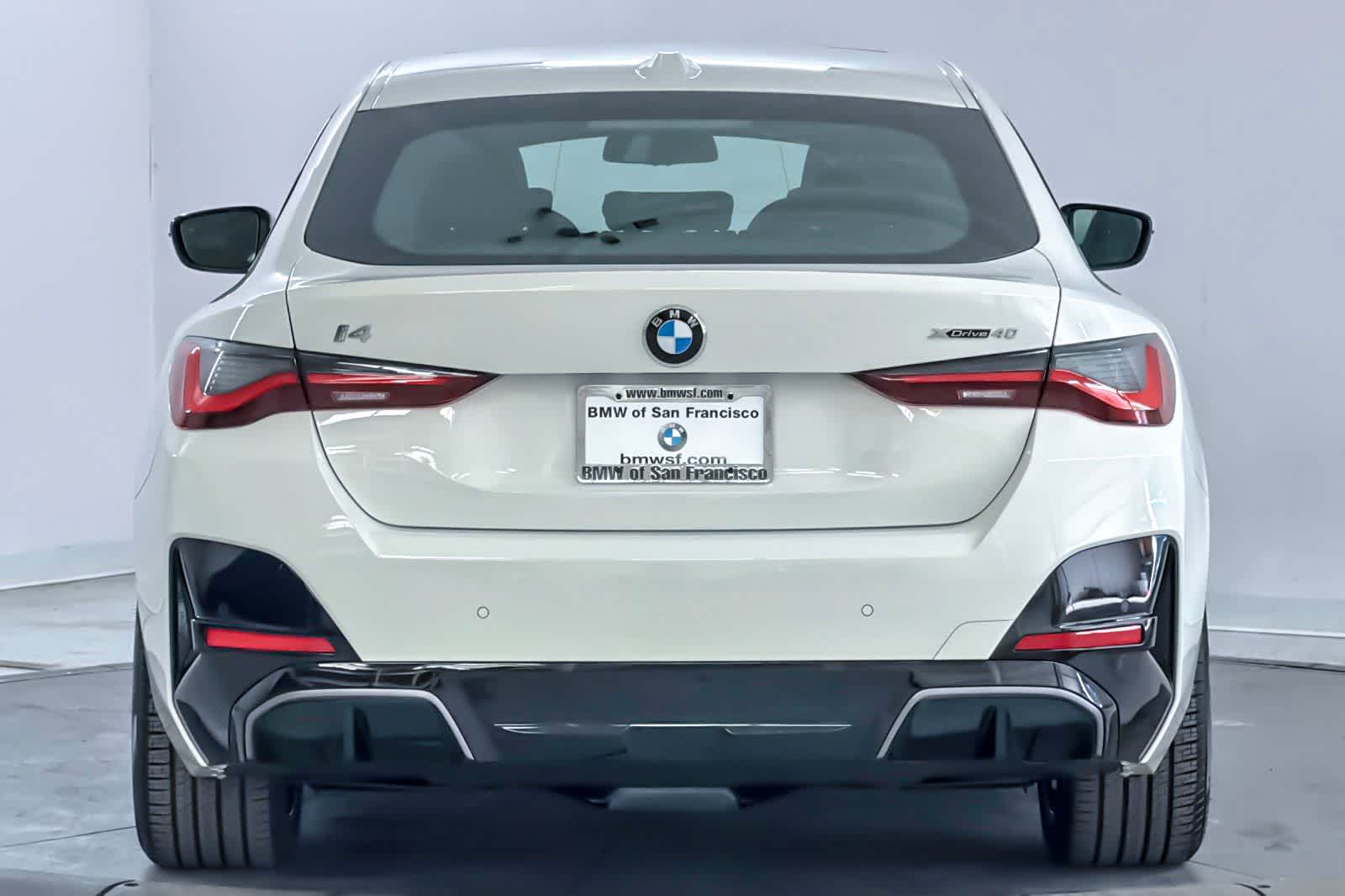 Thumbnail: 2026 BMW i4 - 7
