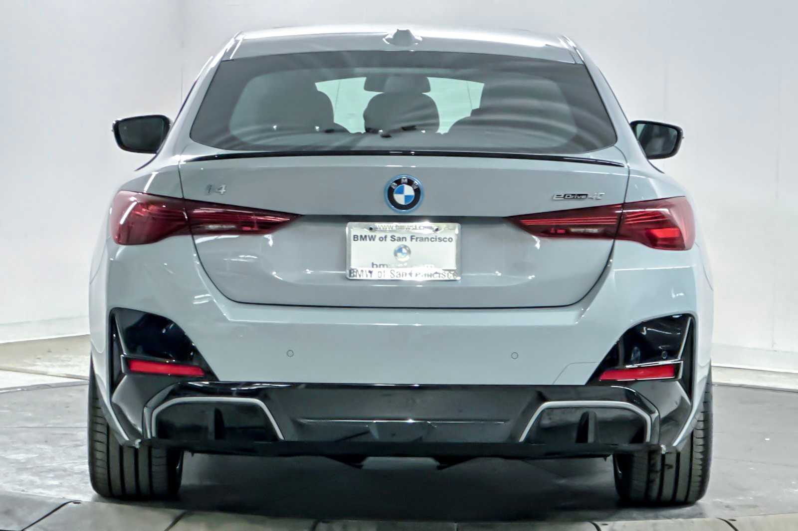 Thumbnail: 2025 BMW i4 - 7