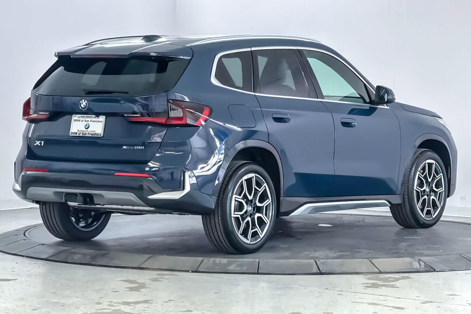Thumbnail: 2026 BMW X1 - 2