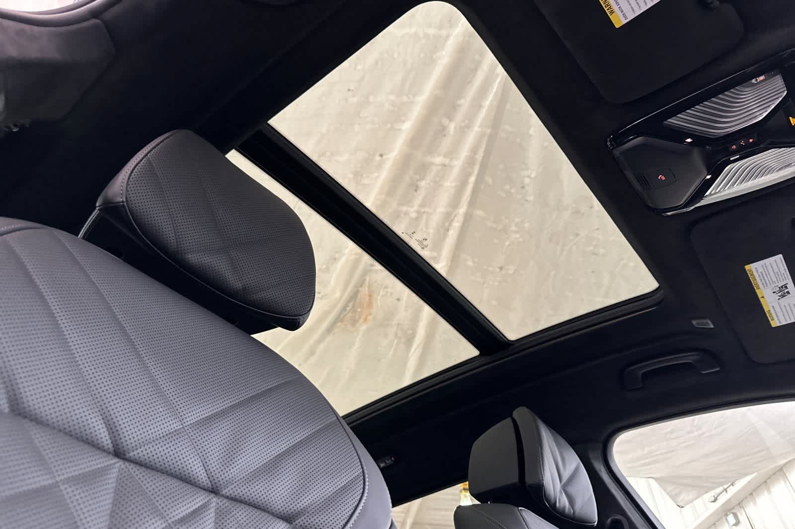 Thumbnail: 2026 BMW X7 - 17