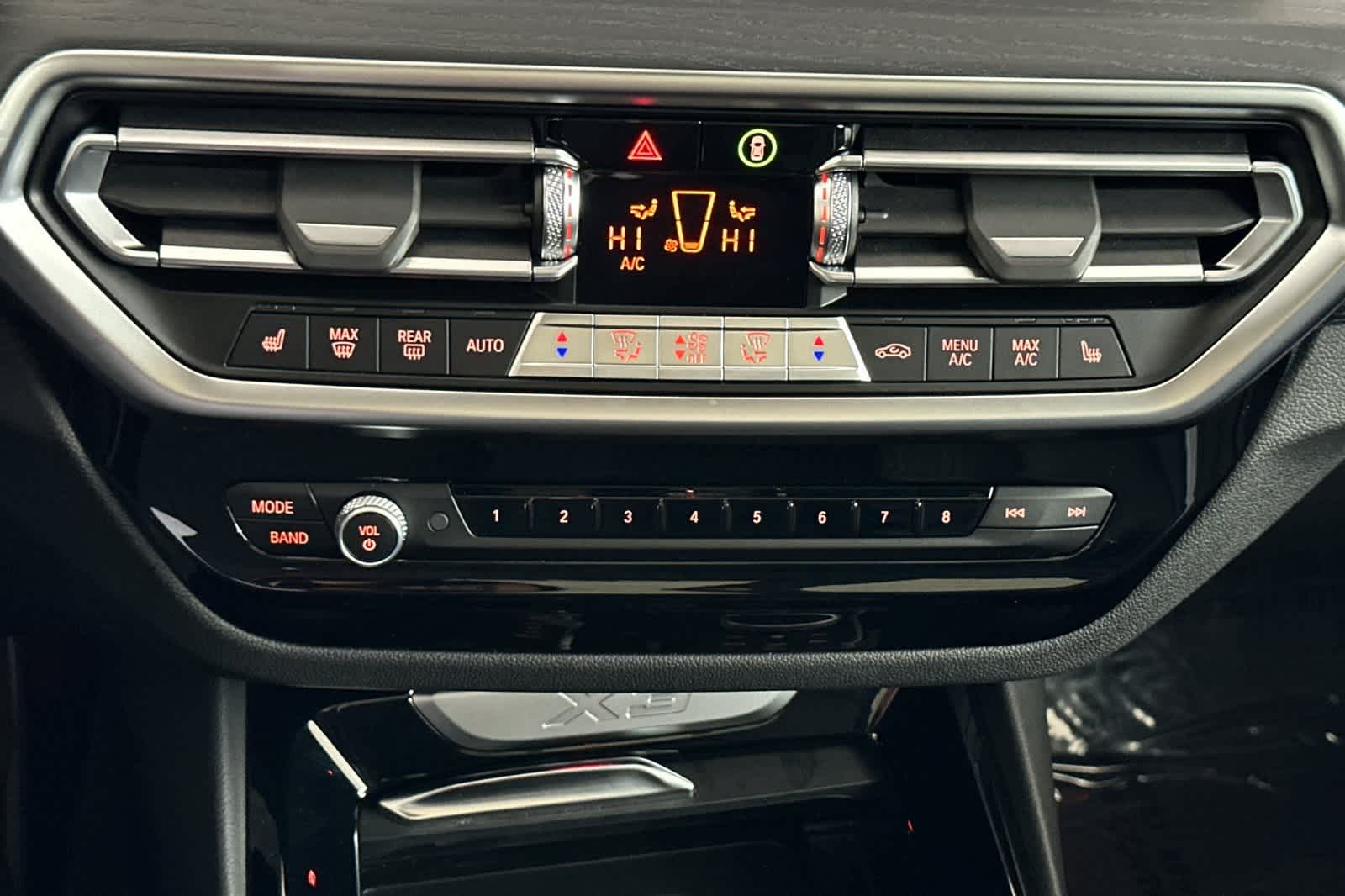 Thumbnail: 2023 BMW X3 - 21