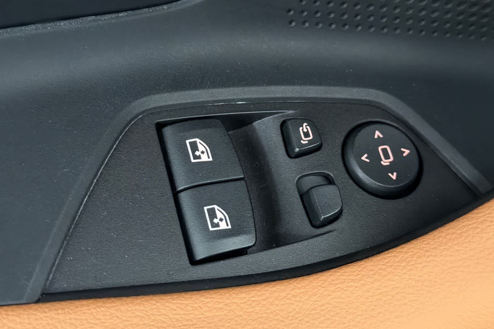 Thumbnail: 2025 BMW 2 Series - 13