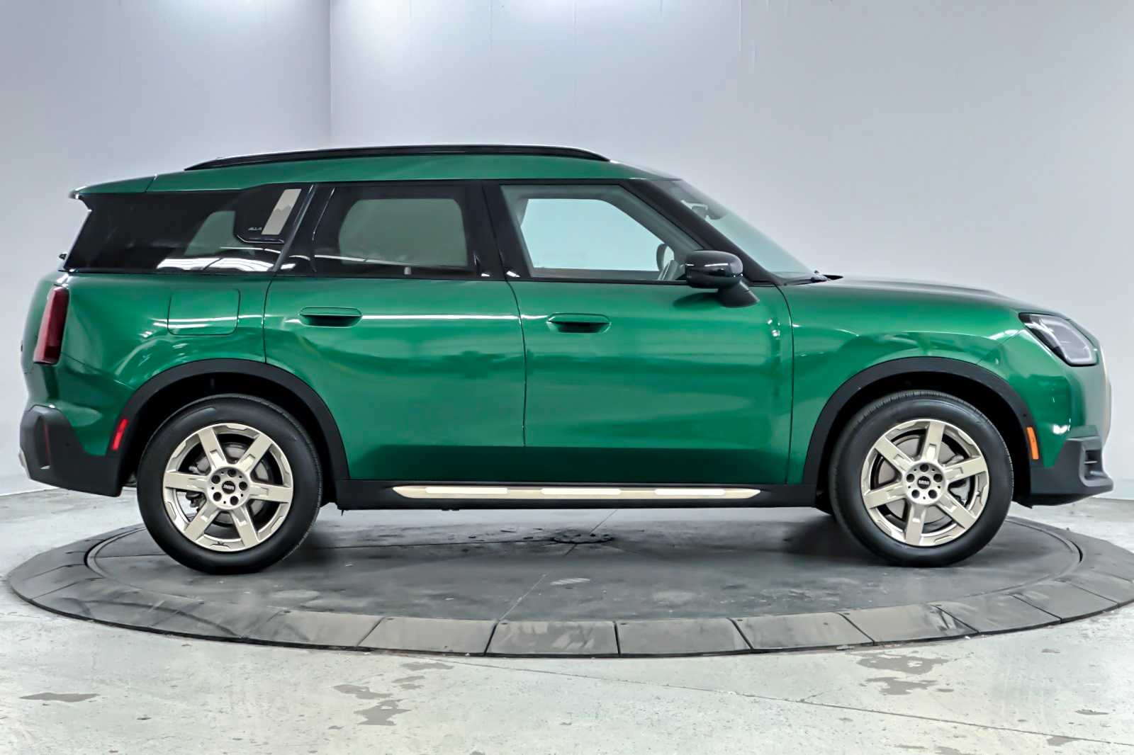 Thumbnail: 2025 MINI Cooper Countryman - 8