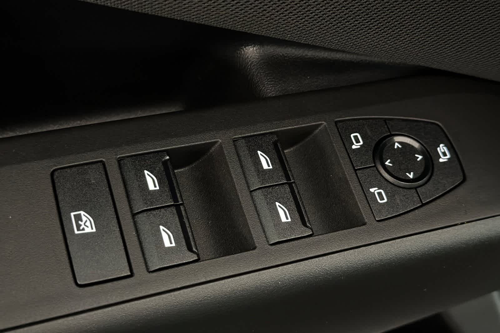 Thumbnail: 2025 BMW X3 - 13