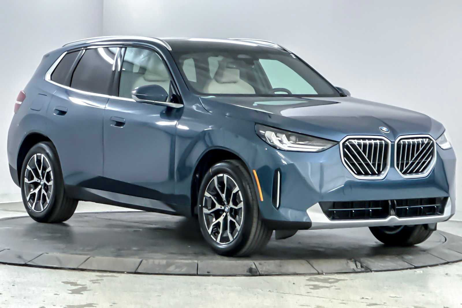 Thumbnail: 2026 BMW X3 - 9