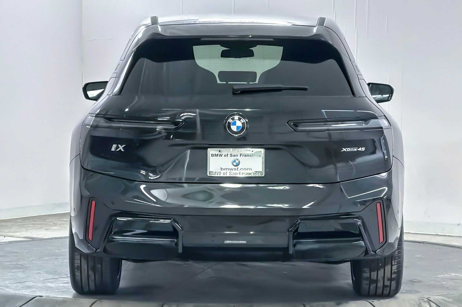 Thumbnail: 2026 BMW iX - 7