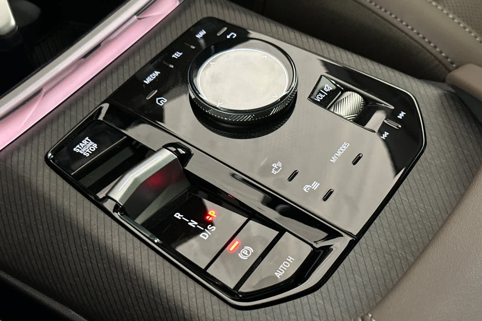 Thumbnail: 2026 BMW X3 - 22