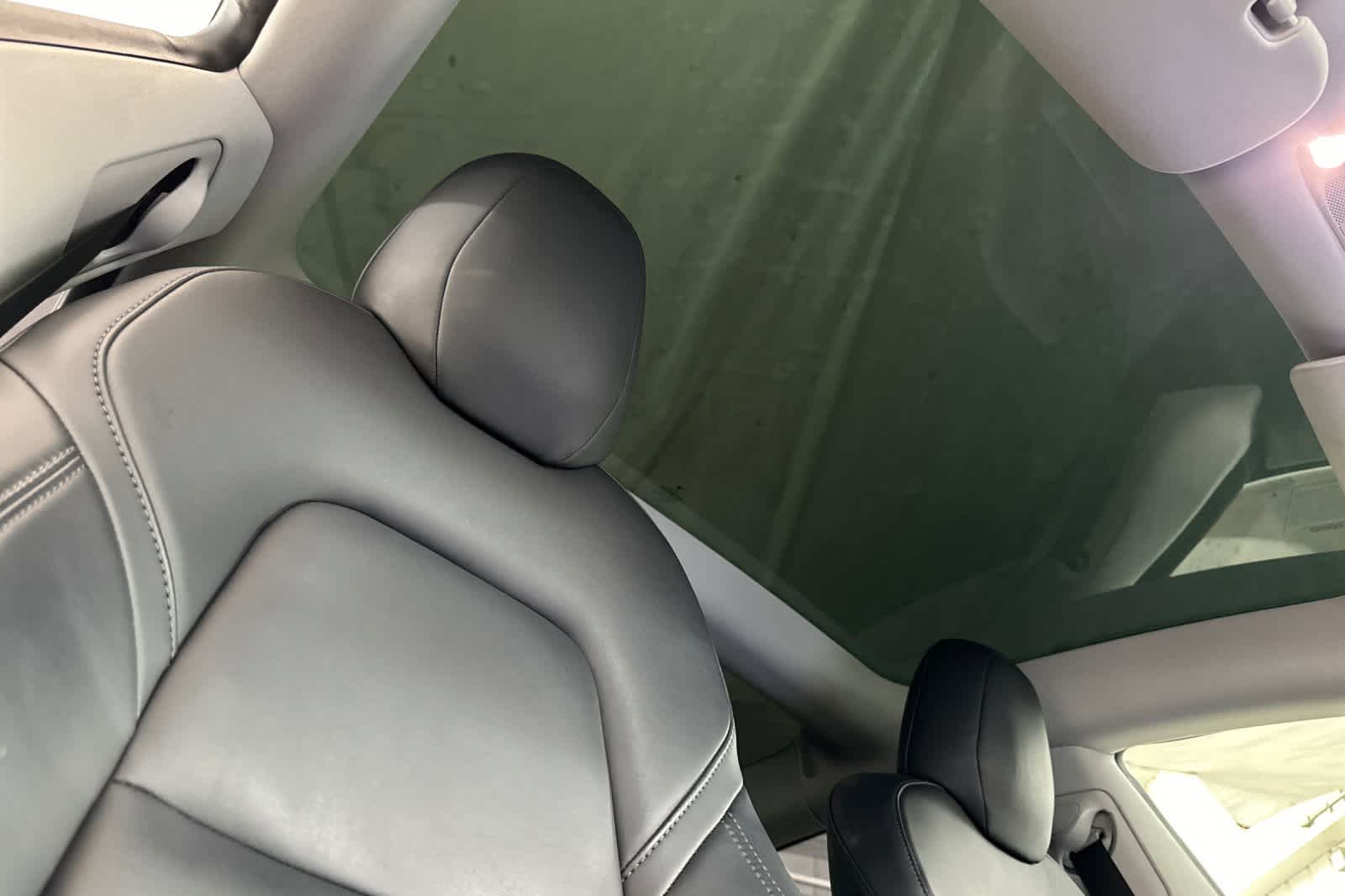 Thumbnail: 2020 Tesla Model 3 - 16