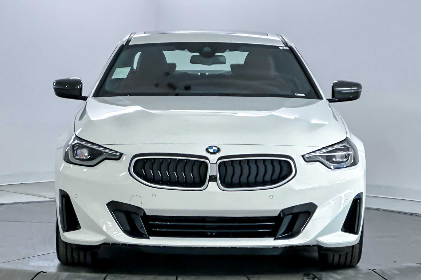 Thumbnail: 2025 BMW 2 Series - 10