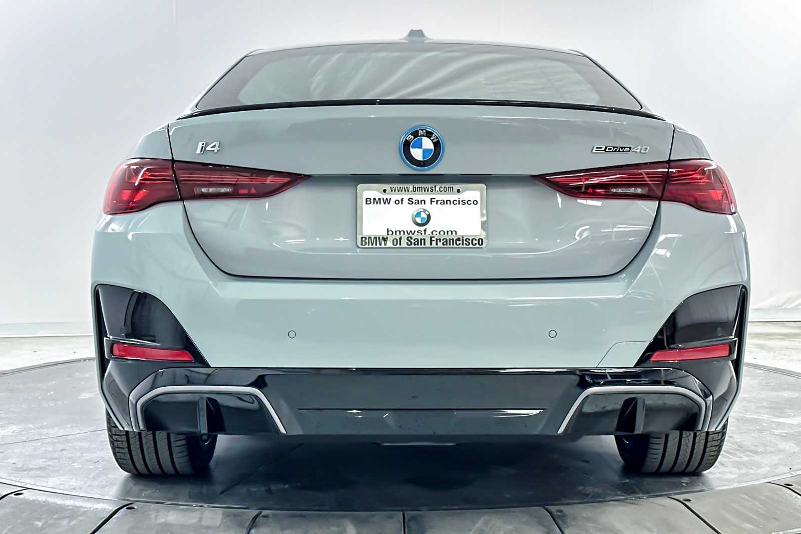 Thumbnail: 2025 BMW i4 - 7