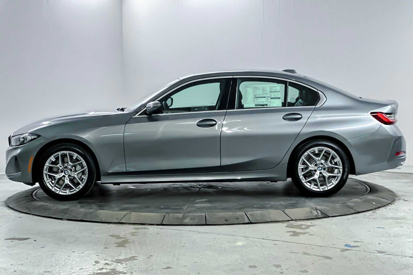 Thumbnail: 2026 BMW 3 Series - 5