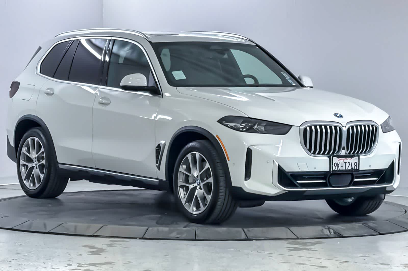 Thumbnail: 2024 BMW X5 - 9